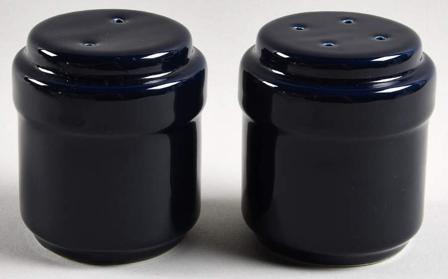 Compatibles Oatmeal and Blueberry Salt & Pepper Set by Pfaltzgraff-1