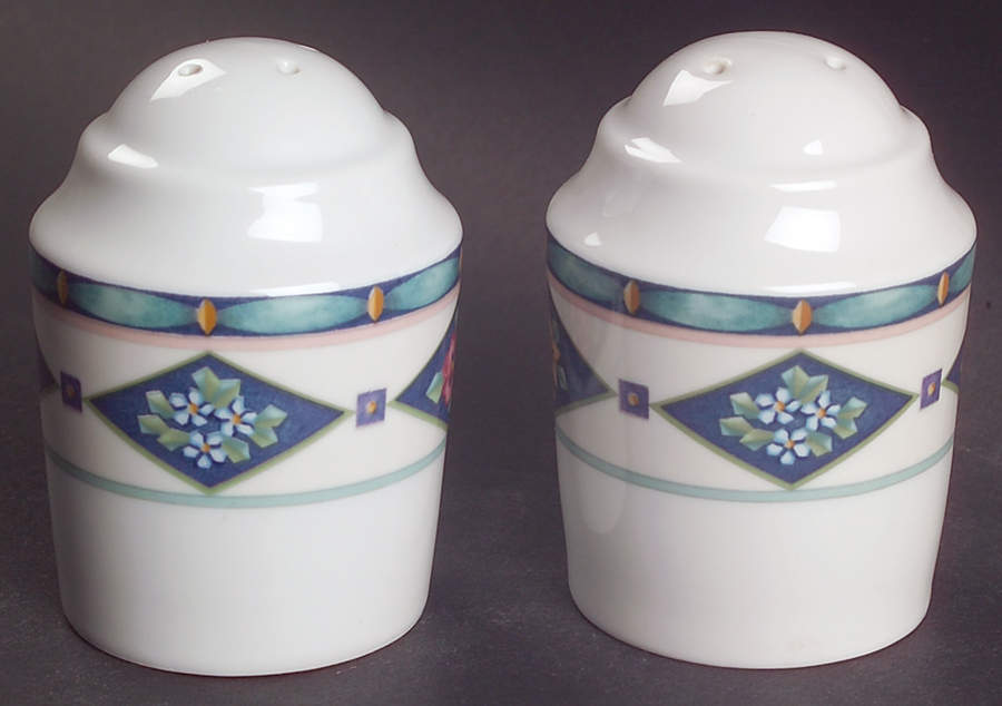 Crystaflora Salt & Pepper Set by Pfaltzgraff-1