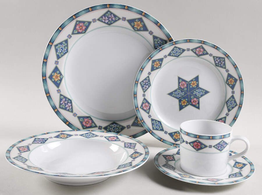 Crystaflora 5 Piece Place Setting by Pfaltzgraff-1