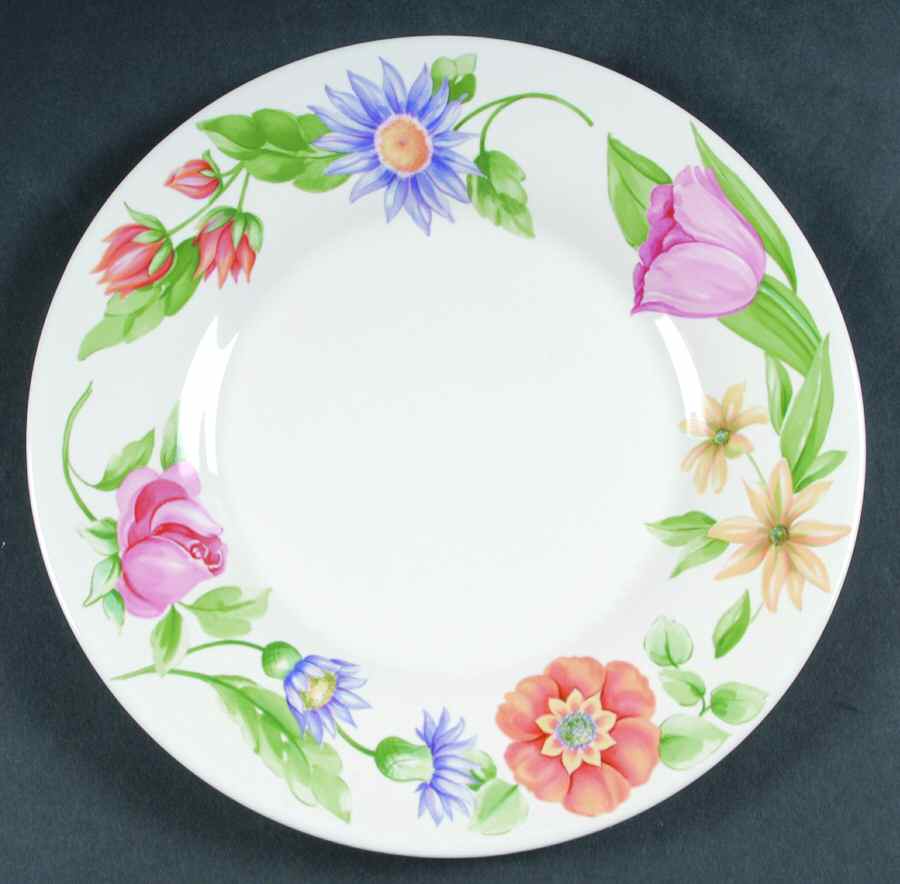 Dahlia Luncheon Plate by Pfaltzgraff-1