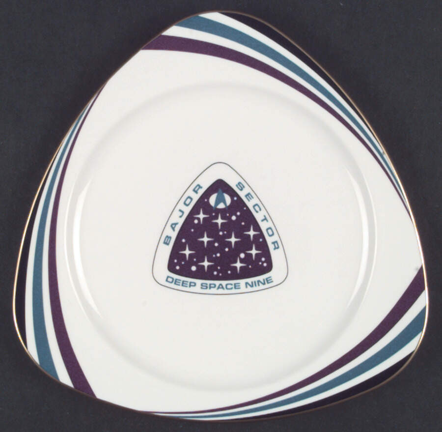 Star Trek Deep Space Nine Dinner Plate by Pfaltzgraff-1