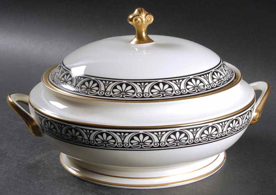 Ethos Round Covered Vegetable by Pfaltzgraff-1