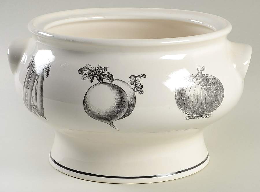 Farmers Market Tureen No Lid by Pfaltzgraff-1
