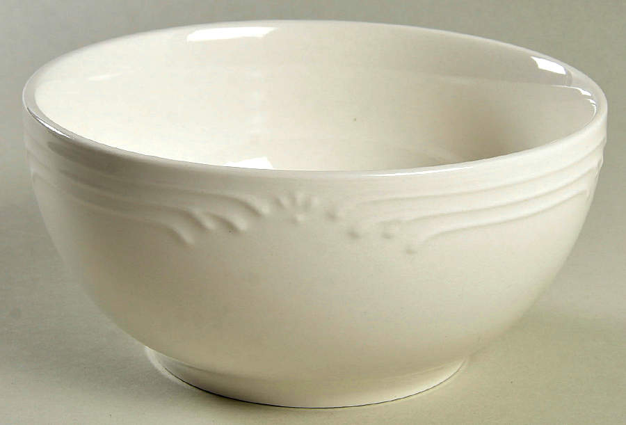 Filigree Deep Soup/Cereal Bowl by Pfaltzgraff-1