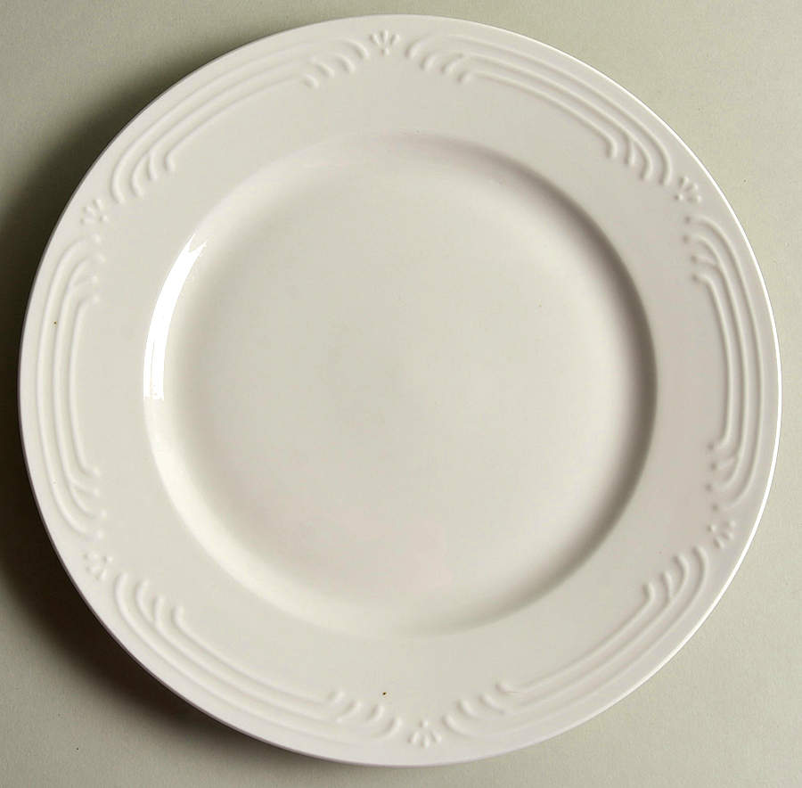 Filigree Dinner Plate by Pfaltzgraff-1