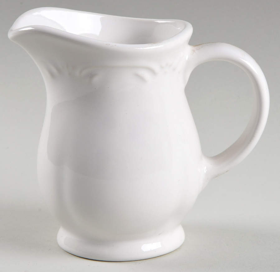 Filigree Creamer by Pfaltzgraff-1