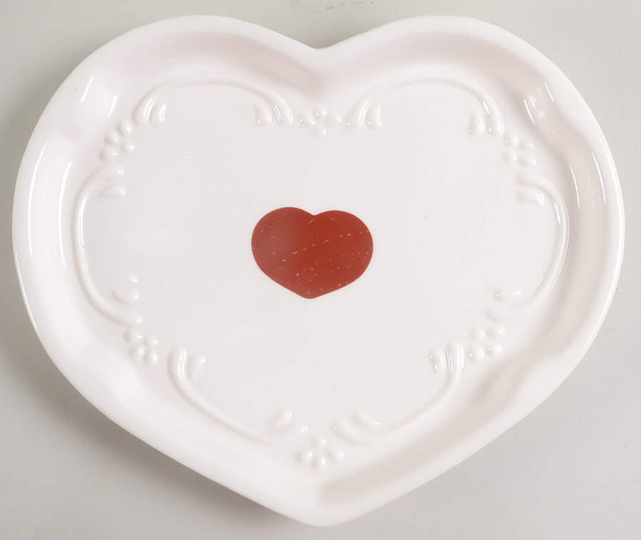 Filigree Heart Shaped Dish by Pfaltzgraff-1