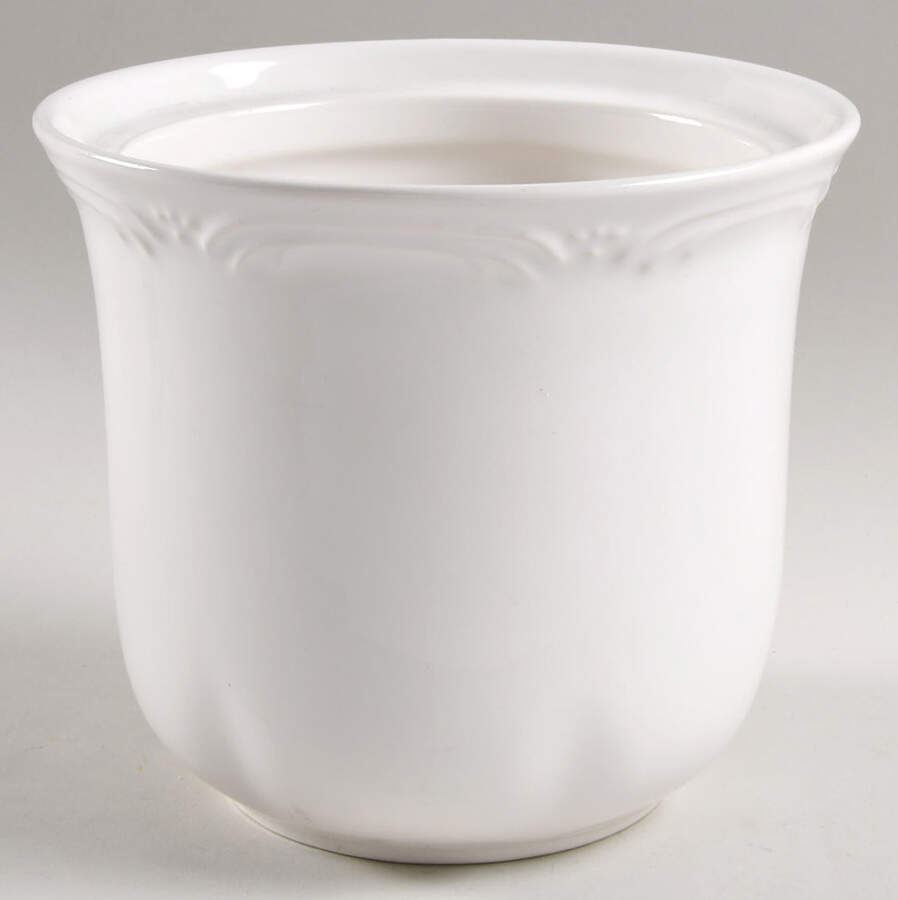 Filigree Medium Canister No Lid by Pfaltzgraff-1