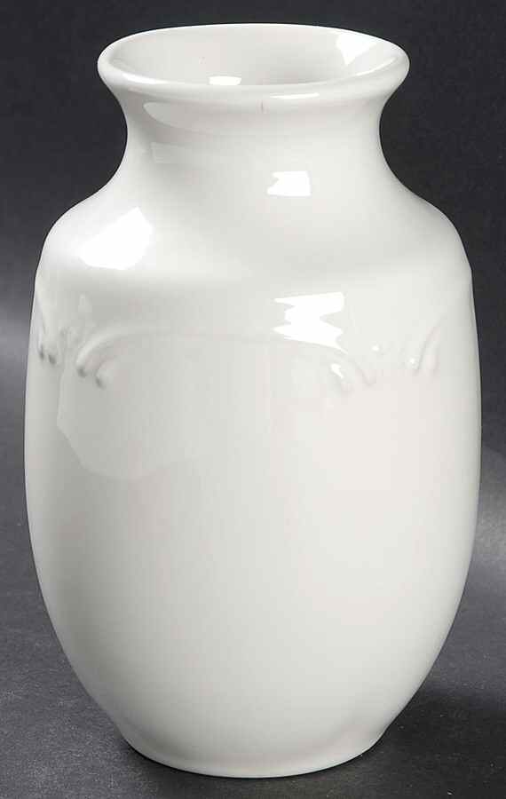 Filigree 6" Vase by Pfaltzgraff-1