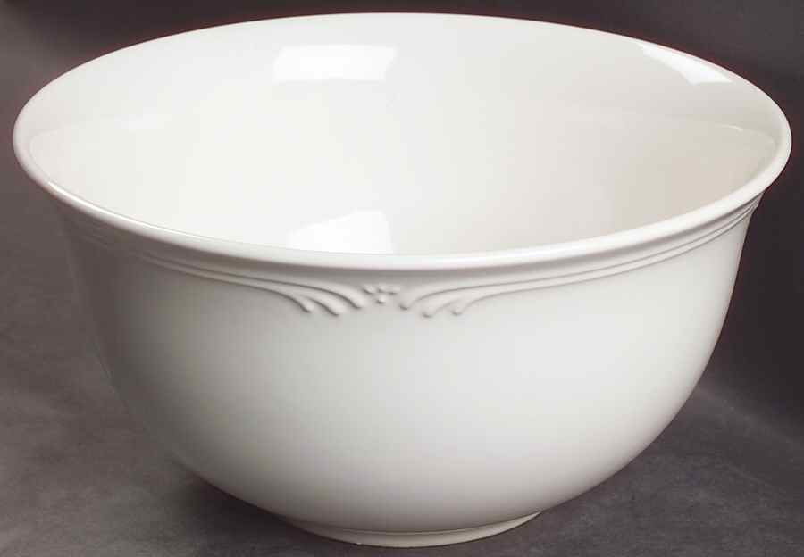 Filigree 9" Mixing Bowl by Pfaltzgraff-1
