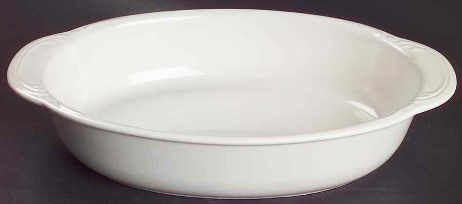 Filigree 11" Oval Baker by Pfaltzgraff-1