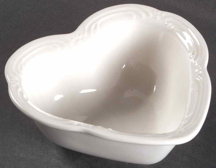 Filigree 6" Heart Shaped Bowl by Pfaltzgraff-1