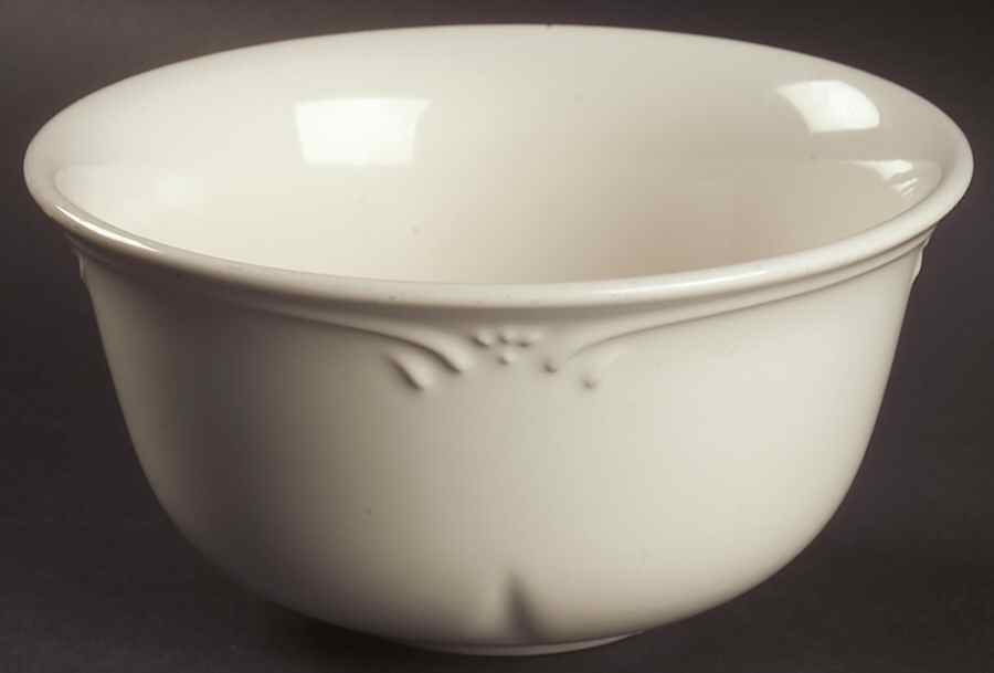 Filigree Deep Soup/Cereal Bowl by Pfaltzgraff-1