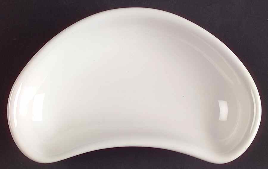 Filigree Crescent Salad Plate by Pfaltzgraff-1