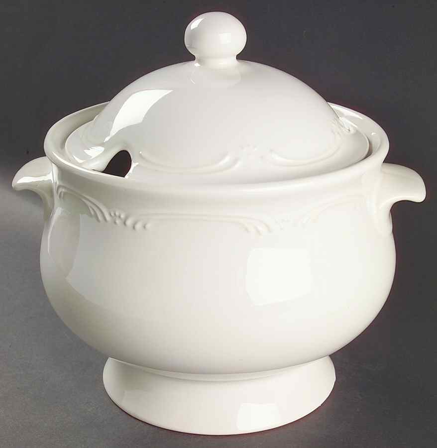Filigree Tureen &  Lid by Pfaltzgraff-1