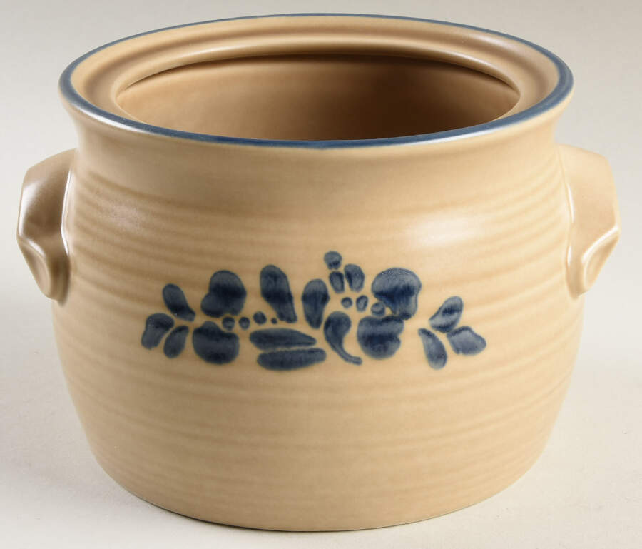Folk Art Mini Tureen No Lid by Pfaltzgraff-1