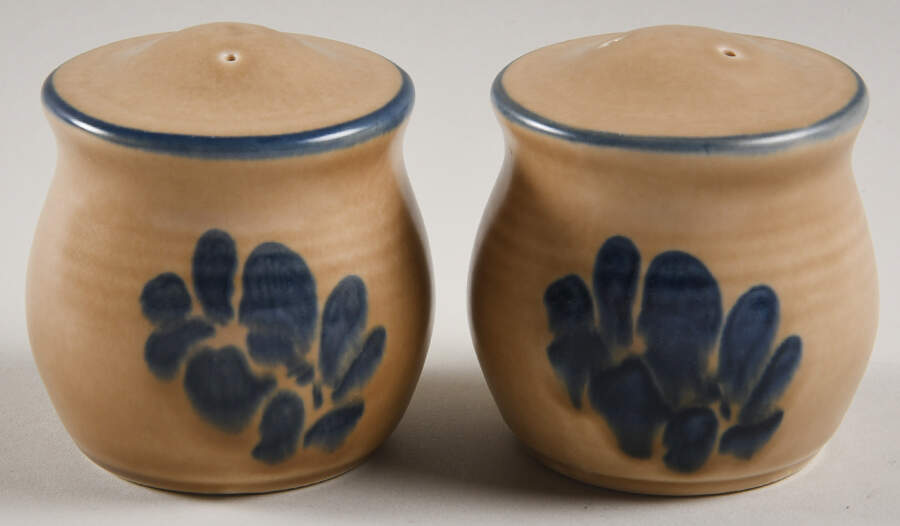 Folk Art Salt & Pepper Set by Pfaltzgraff-1