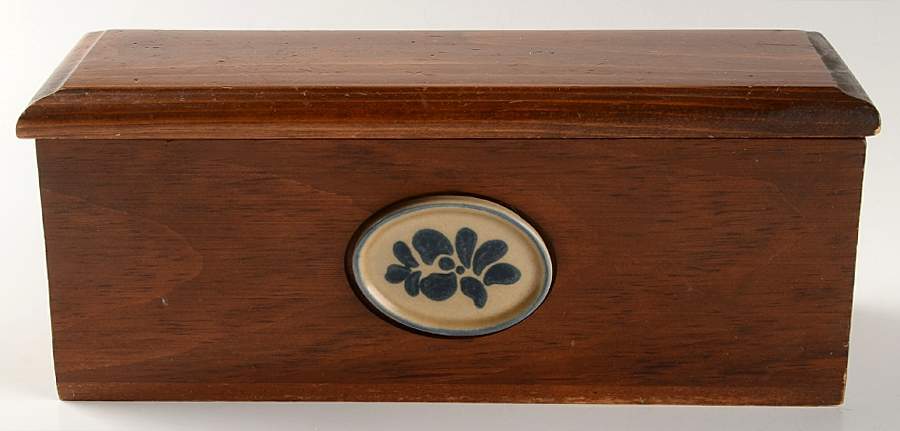 Folk Art Wood Divided Recipe Holder & Lid by Pfaltzgraff-1