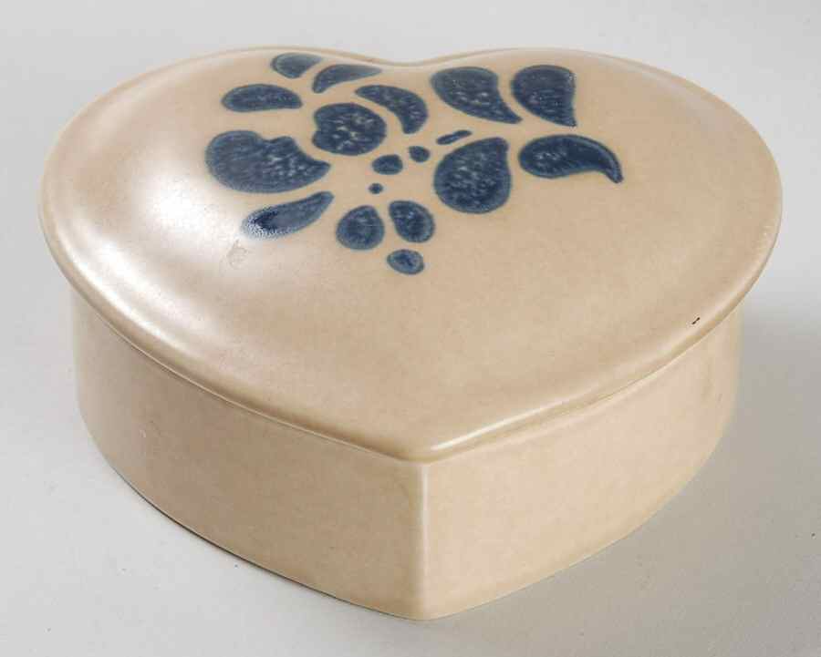 Folk Art Heart Shape Box & Lid by Pfaltzgraff-1