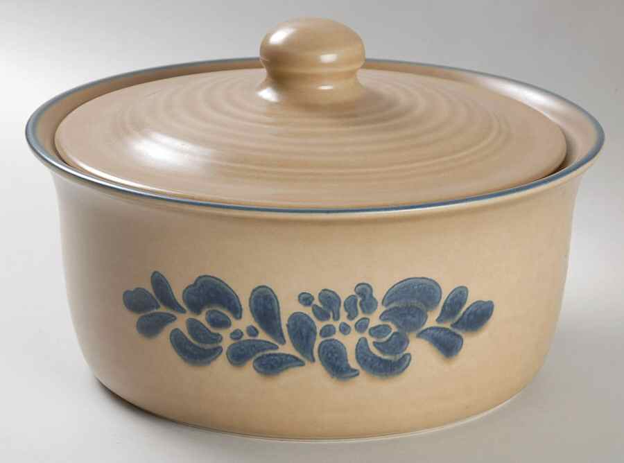 Folk Art 2 Qt Round Covered Casserole by Pfaltzgraff-1