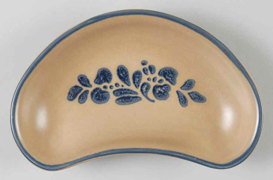Folk Art Crescent Salad Plate by Pfaltzgraff-1