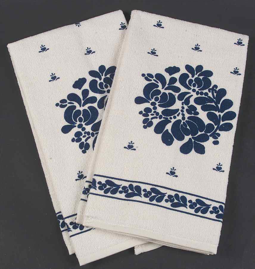 Folk Art Cloth Dish Towel - Set of 2 by Pfaltzgraff-1