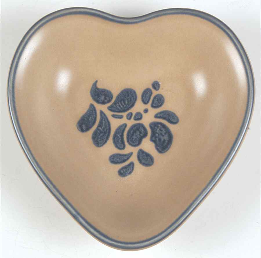 Folk Art Heart Shaped Dish by Pfaltzgraff-1
