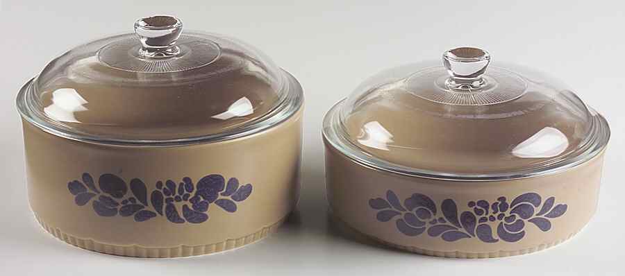 Folk Art 4 Pc Bakeware Set (2 Bakers & Lids) by Pfaltzgraff-1