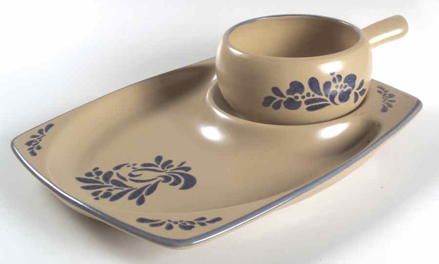 Folk Art Snack Tray 11" (STR11A) & Stick Handle Soup (SOHA) by Pfaltzgraff-1