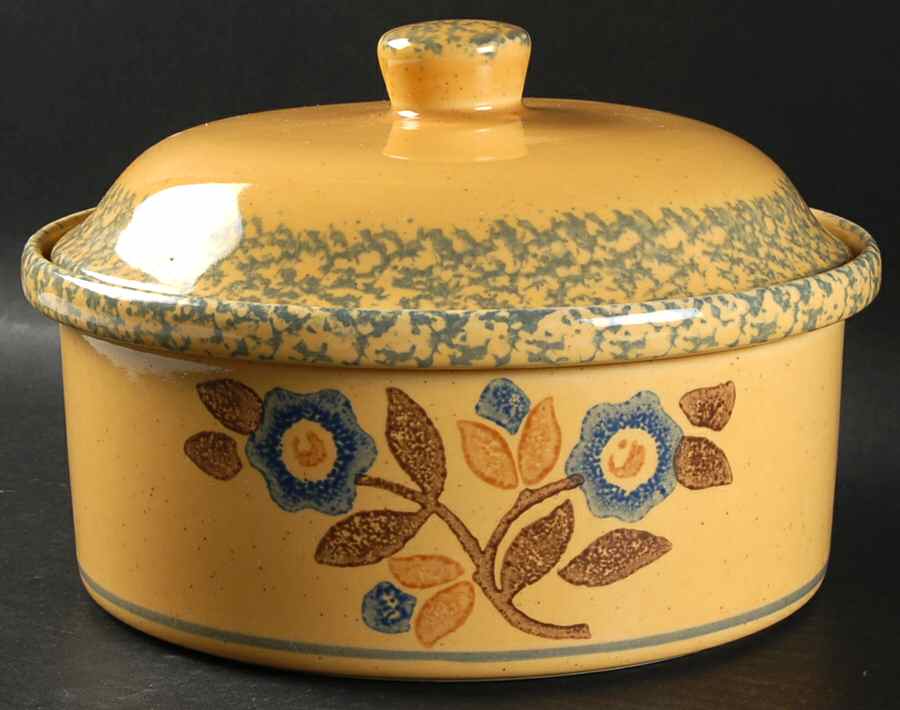The Friendship Collection 2 Qt Round Covered Casserole by Pfaltzgraff-1