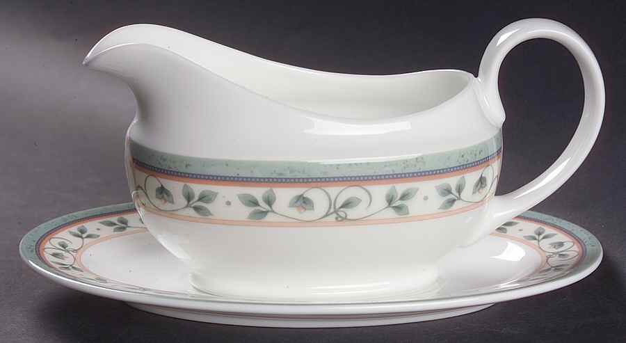 French Quarter (Bone China) Gravy Boat & Underplate by Pfaltzgraff-1