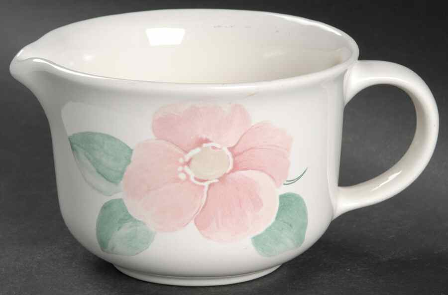 Garland Blush Gravy Boat by Pfaltzgraff-1