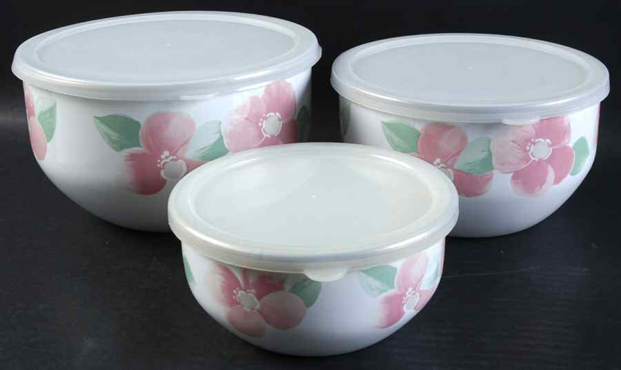 Garland Blush 3 Pc Metal Bowl & Plastic Lid (5 3/4", 7", 7 3/4") by Pfaltzgraff-1