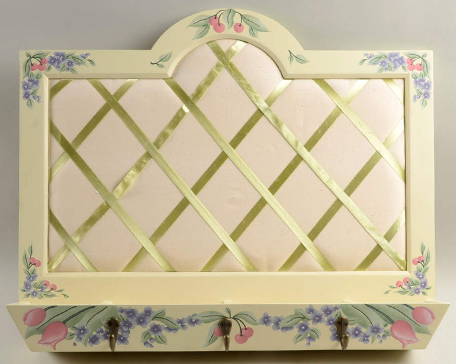 Garden Party (Garden Impressions) Bulletin Board-Cloth & Wood by Pfaltzgraff-1