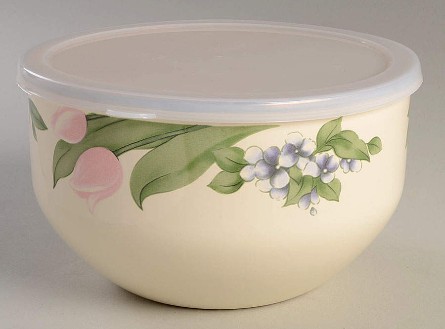 Garden Party (Garden Impressions) 7 3/4" Metal Bowl & Plastic Lid by Pfaltzgraff-1