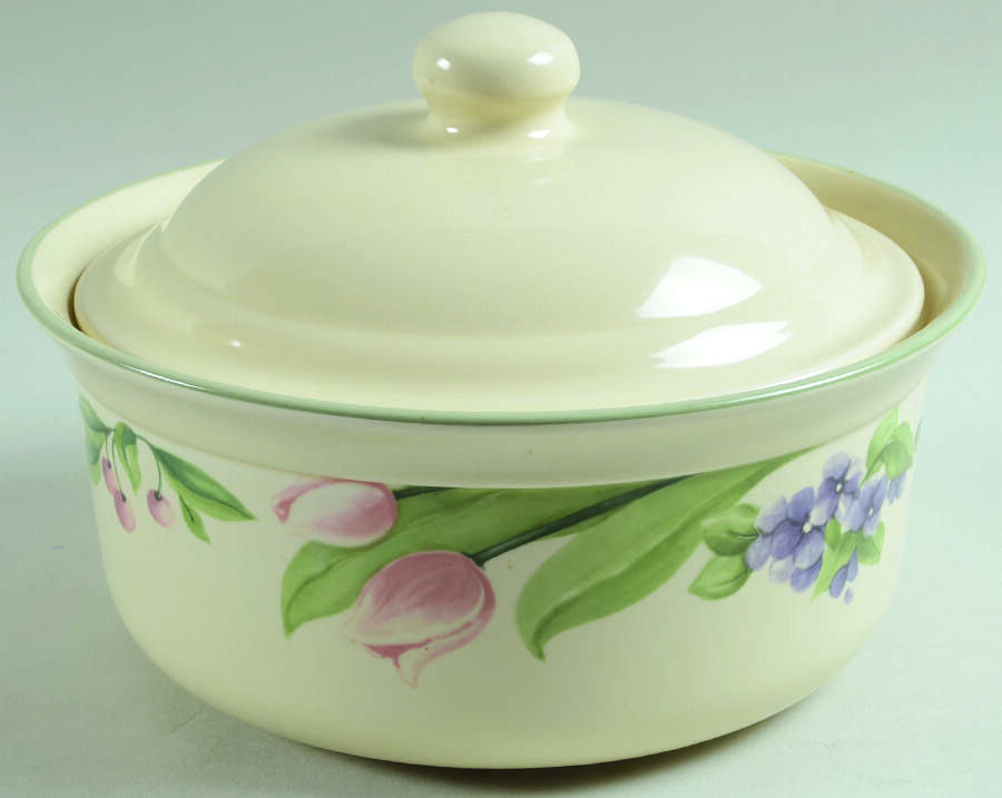 Garden Party (Garden Impressions) 2 Qt Round Covered Casserole by Pfaltzgraff-1