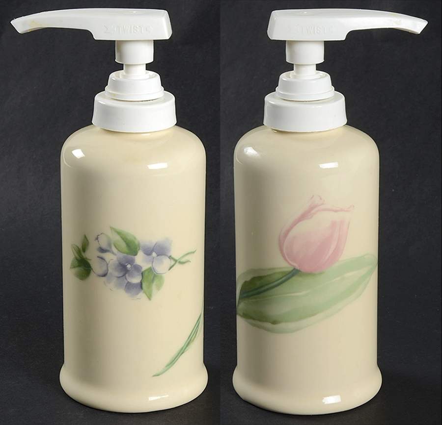 Garden Party (Garden Impressions) Lotion Dispenser by Pfaltzgraff-1