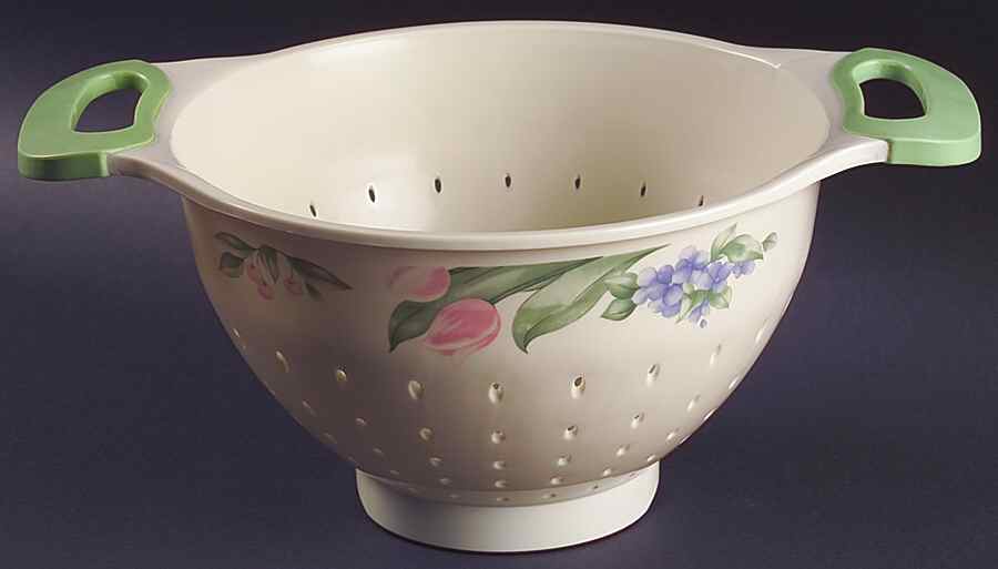 Garden Party (Garden Impressions) Melamine Colander by Pfaltzgraff-1