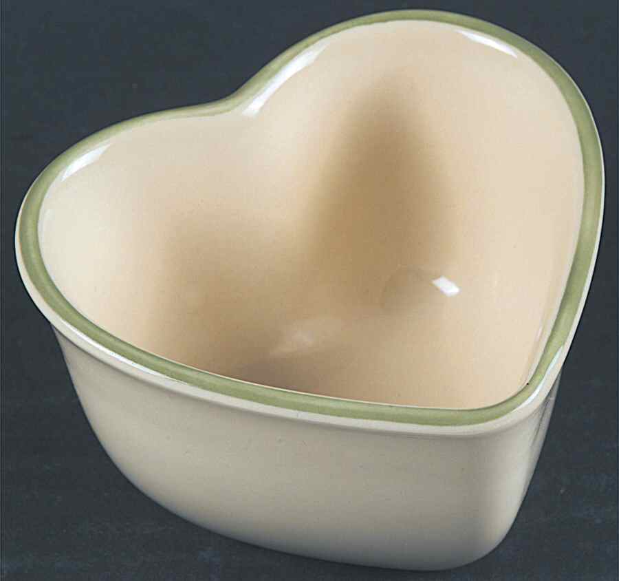 Garden Party (Garden Impressions) Heart Shaped Custard Cup by Pfaltzgraff-1
