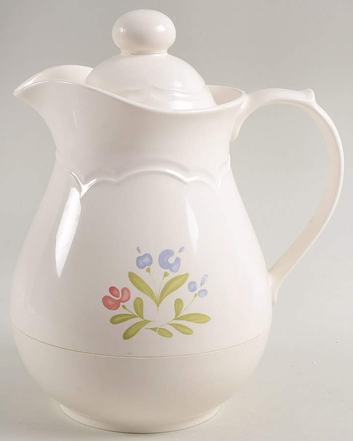 Garland Plastic Thermos/Carafe & Lid by Pfaltzgraff-1