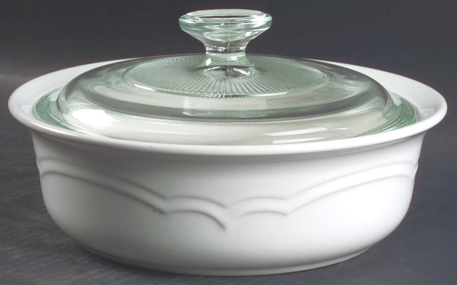 Gazebo White 1 Qt Round Covered Casserole by Pfaltzgraff-1
