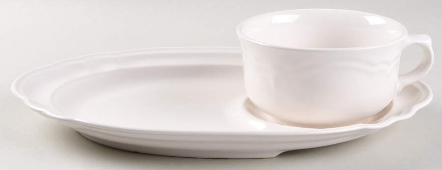 Gazebo White Snack Tray & Soup Mug Set by Pfaltzgraff-1