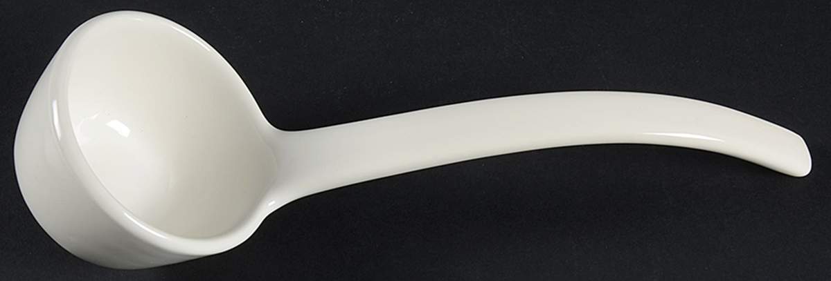 Gazebo White Tureen Ladle by Pfaltzgraff-1