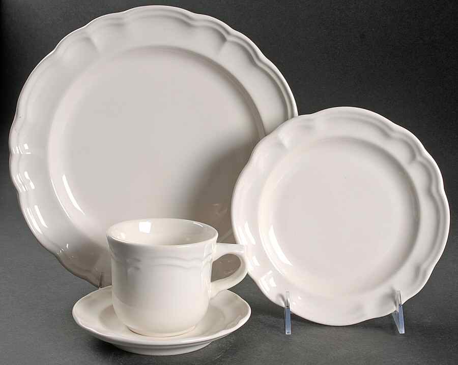 Gazebo White 4 Piece Place Setting by Pfaltzgraff-1
