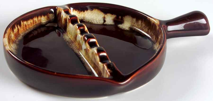 Gourmet Brown 7" Round Divided Ashtray with Handle by Pfaltzgraff-1