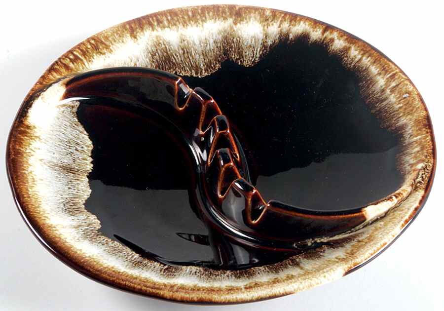 Gourmet Brown 7" Round Divided Ashtray by Pfaltzgraff-1