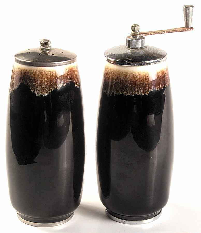 Gourmet Brown Salt Mill & Pepper Mill Set by Pfaltzgraff-1