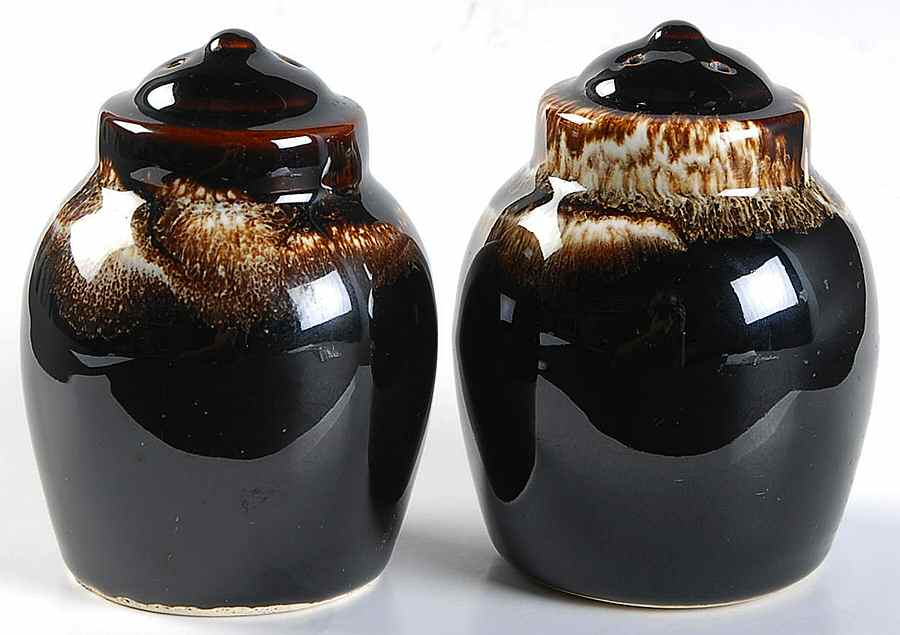 Gourmet Brown Salt & Pepper Set by Pfaltzgraff-1