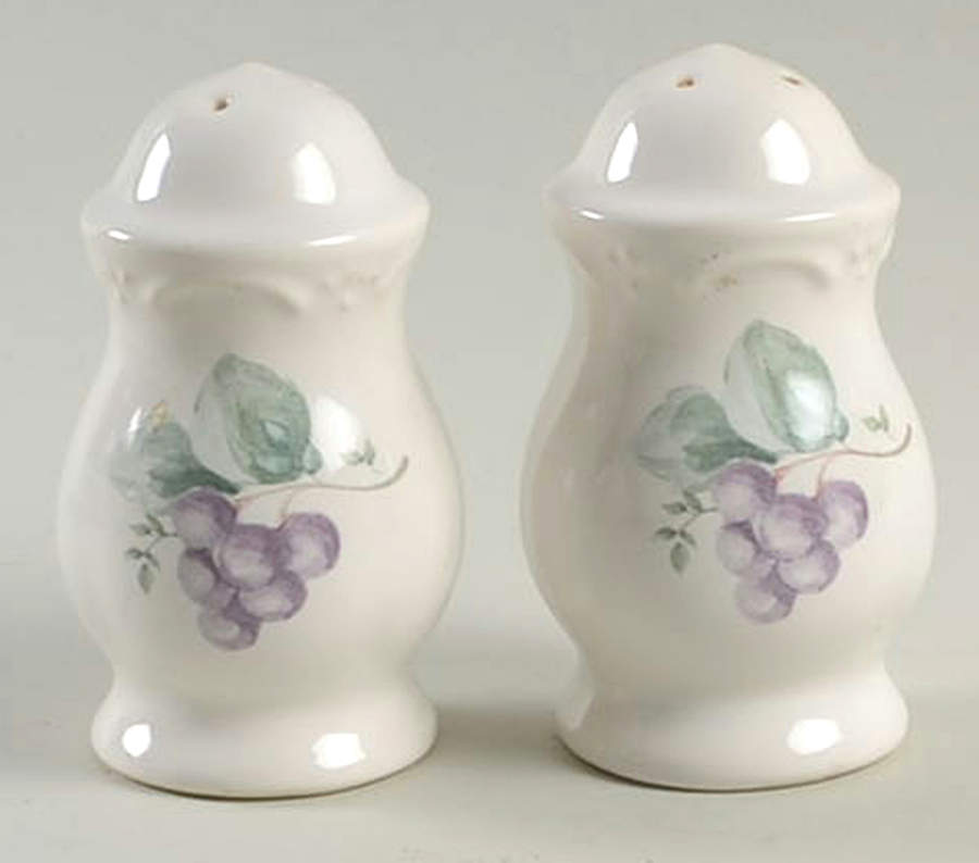 Grapevine Salt & Pepper Set by Pfaltzgraff-1