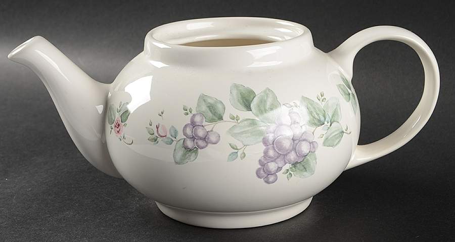 Grapevine Teapot No Lid by Pfaltzgraff-1